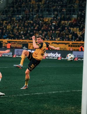 VIDEO : Un superbe tifo mais un Dynamo Dresden accroché par le Borussia Dortmund II !