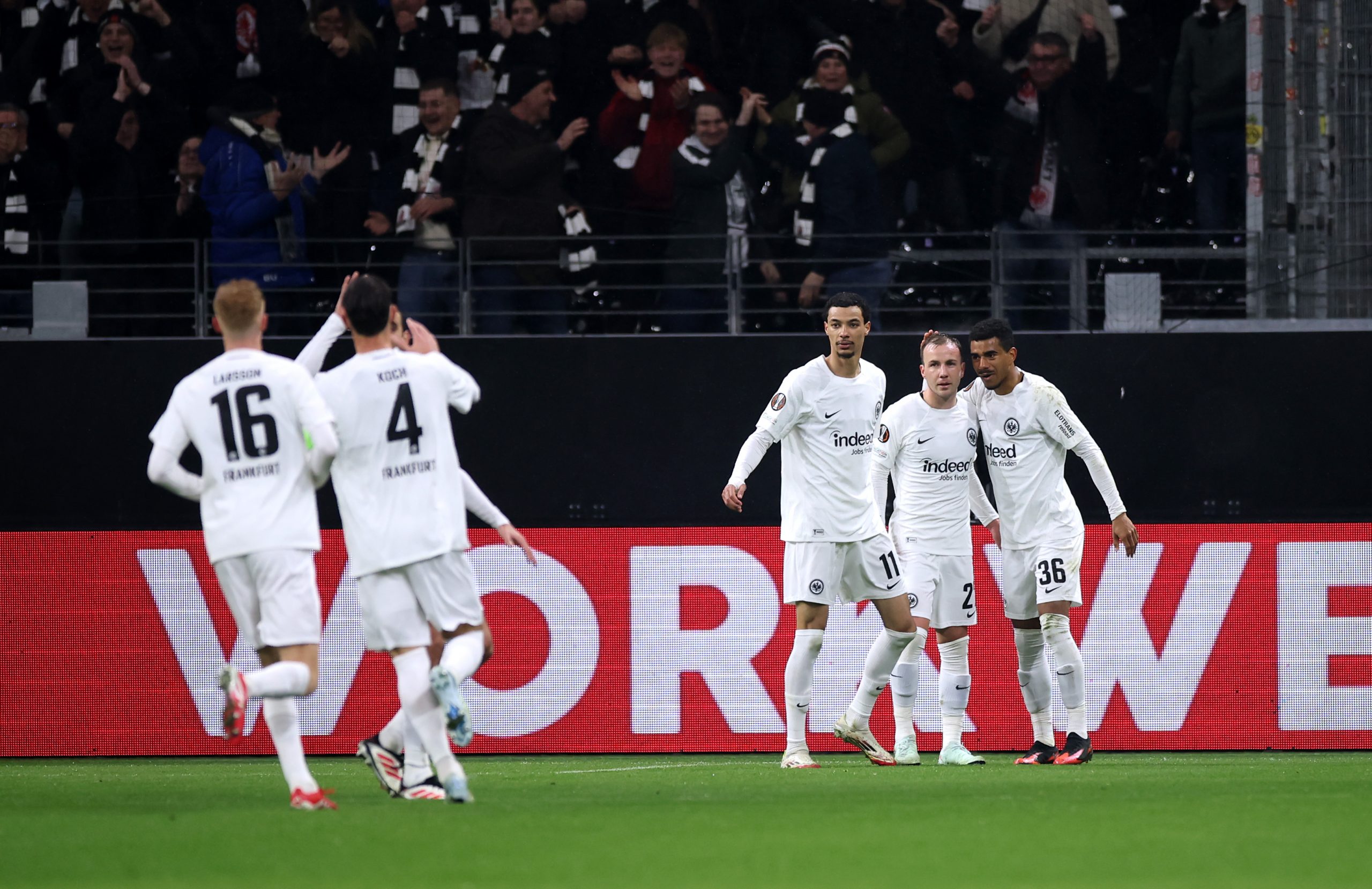 L’Eintracht Frankfurt écrase l’AJAX et file en quart de finale de la Ligue Europa !