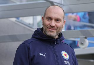 Braunschweig tranche : Scherning reste en poste !