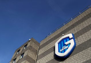 Une pépite du KRC Genk attire l’attention du FC Bayern avant ses débuts avec la Grèce !