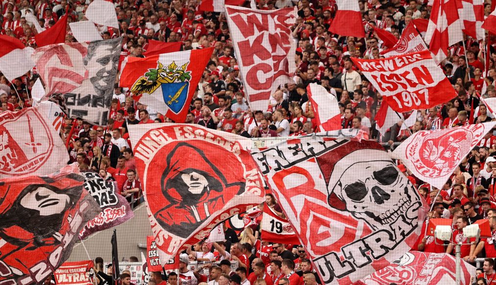 Le Rot-Weiss Essen sanctionné après 122 engins pyrotechniques recensés contre Saarbrücken !