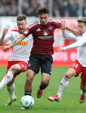 Ganaus renverse tout : Regensburg s’offre une victoire précieuse contre Nürnberg !