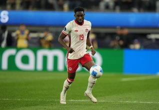 Alphonso Davies rassure après sa sortie face aux USA