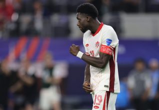 Le Canada se défend dans l’affaire Alphonso Davies