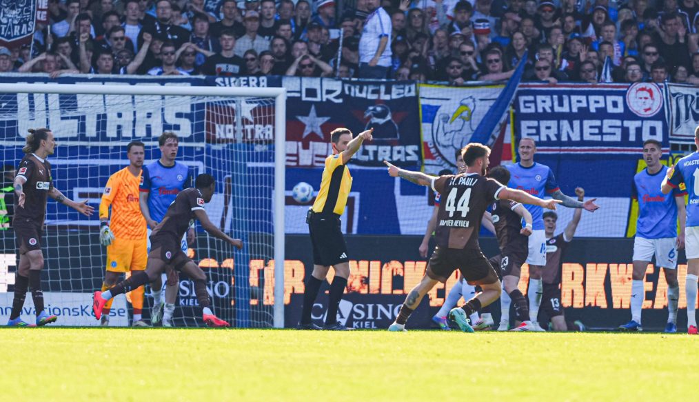 Sankt Pauli arrache la victoire à Kiel dans les arrêts de jeu !