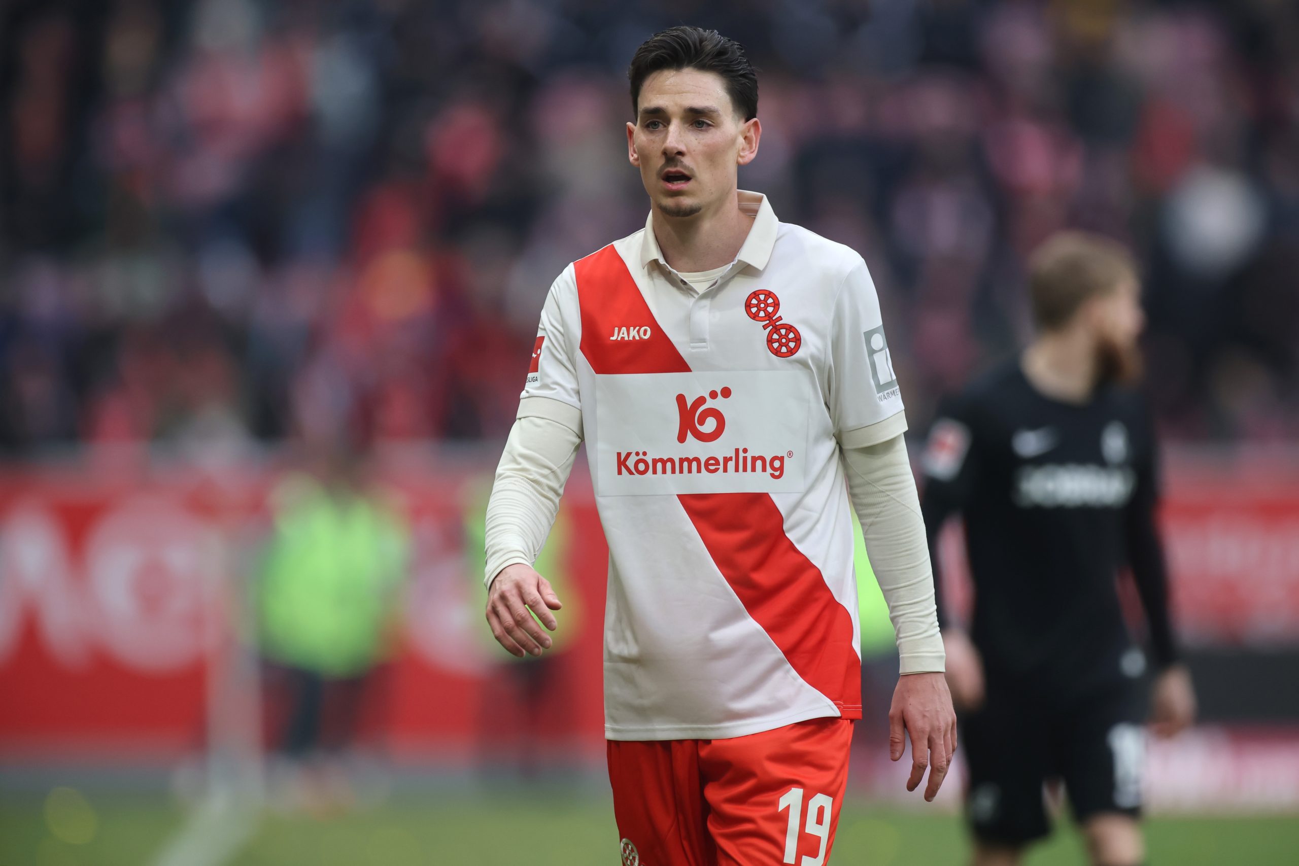 Coup dur pour Mainz : Anthony Caci sur des béquilles après la défaite face au Bayern !