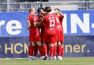 [VIDEO] Le Rot-Weiss Essen enfonce Sandhausen