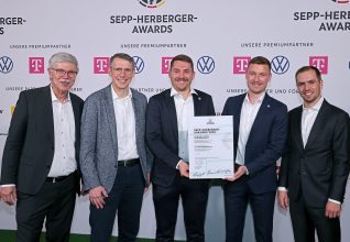 Le SSV Jahn Regensburg également récompensé pour son engagement social par la DFB