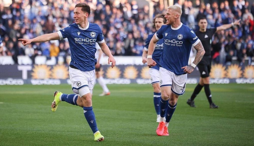 [VIDEO] L’Arminia Bielefeld s’est offert une victoire cruciale contre Wiesbaden