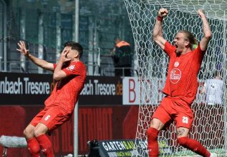 [VIDEO] Doublé d’Arslan, but de Moustier, le Rot-Weiss Essen s’impose face à Aue !