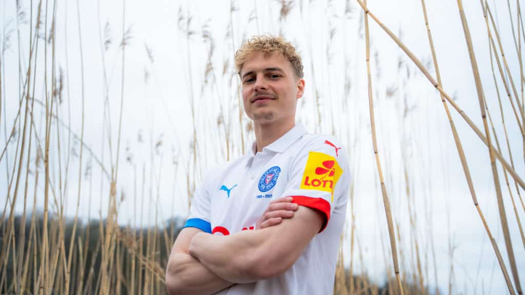 Holstein Kiel : un maillot spécial pour défier le Borussia Mönchengladbach !