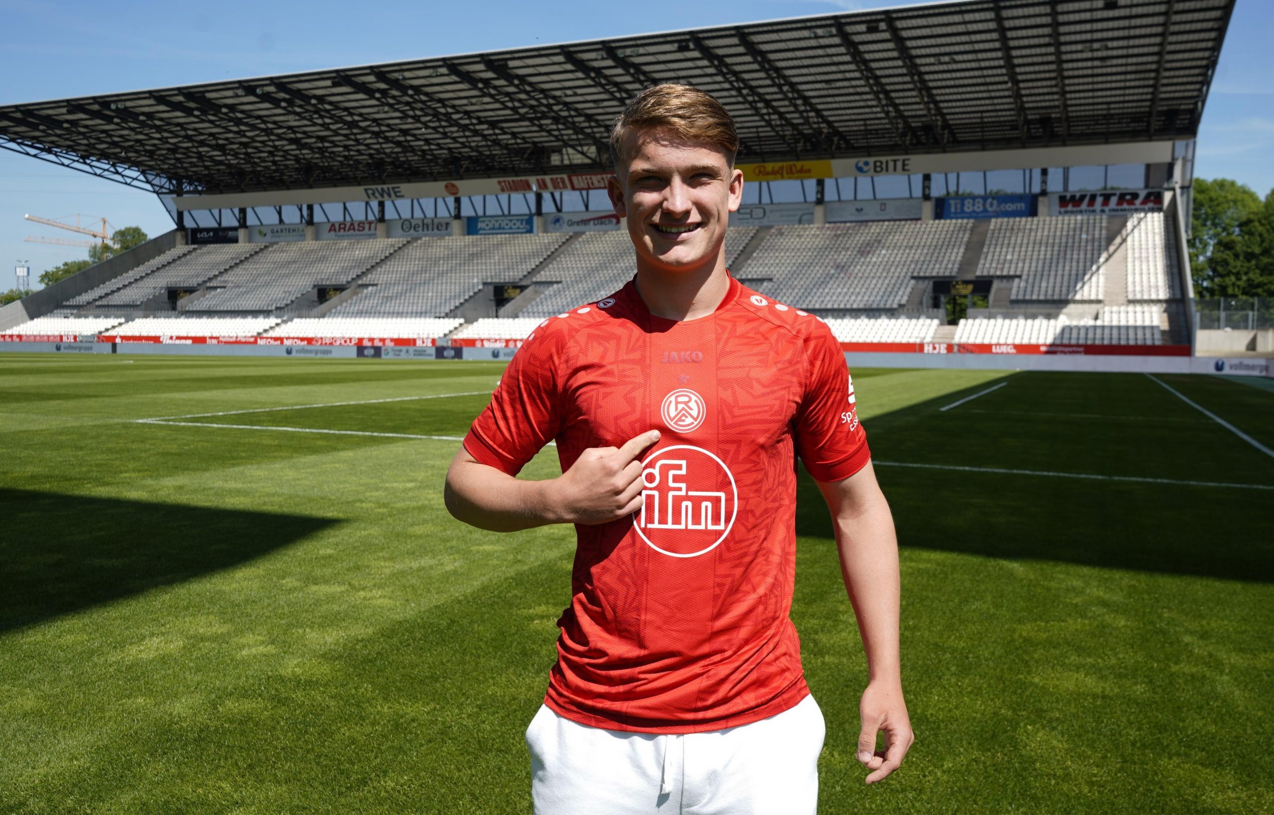 OFFICIEL : Nico Schulte-Kellinghaus signe son premier contrat pro avec le Rot-Weiss Essen