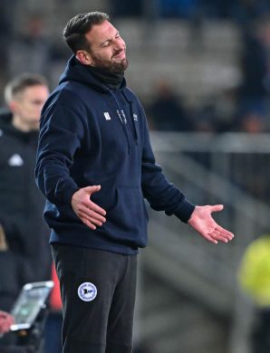 Une pause « tactique » controversée : la DFB ouvre une enquête contre Mitch Kniat (Arminia Bielefeld)
