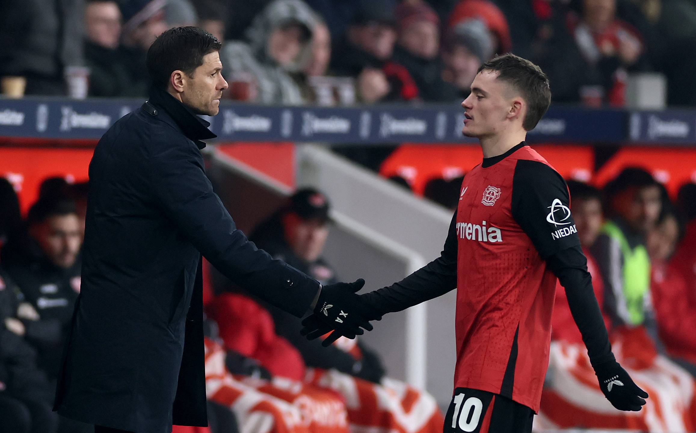 Le Bayer Leverkusen dans l’incertitude : Wirtz affirmé, Alonso convoité