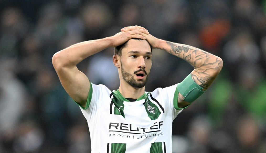 Tim Kleindienst, écœuré après la défaite de Mönchengladbach à Kiel