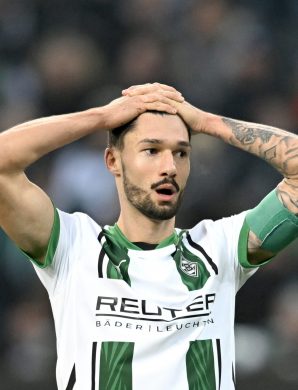 Tim Kleindienst, écœuré après la défaite de Mönchengladbach à Kiel