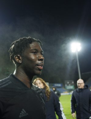 OFFICIEL : Joel Agyekum signe son premier contrat pro avec le Hamburger SV