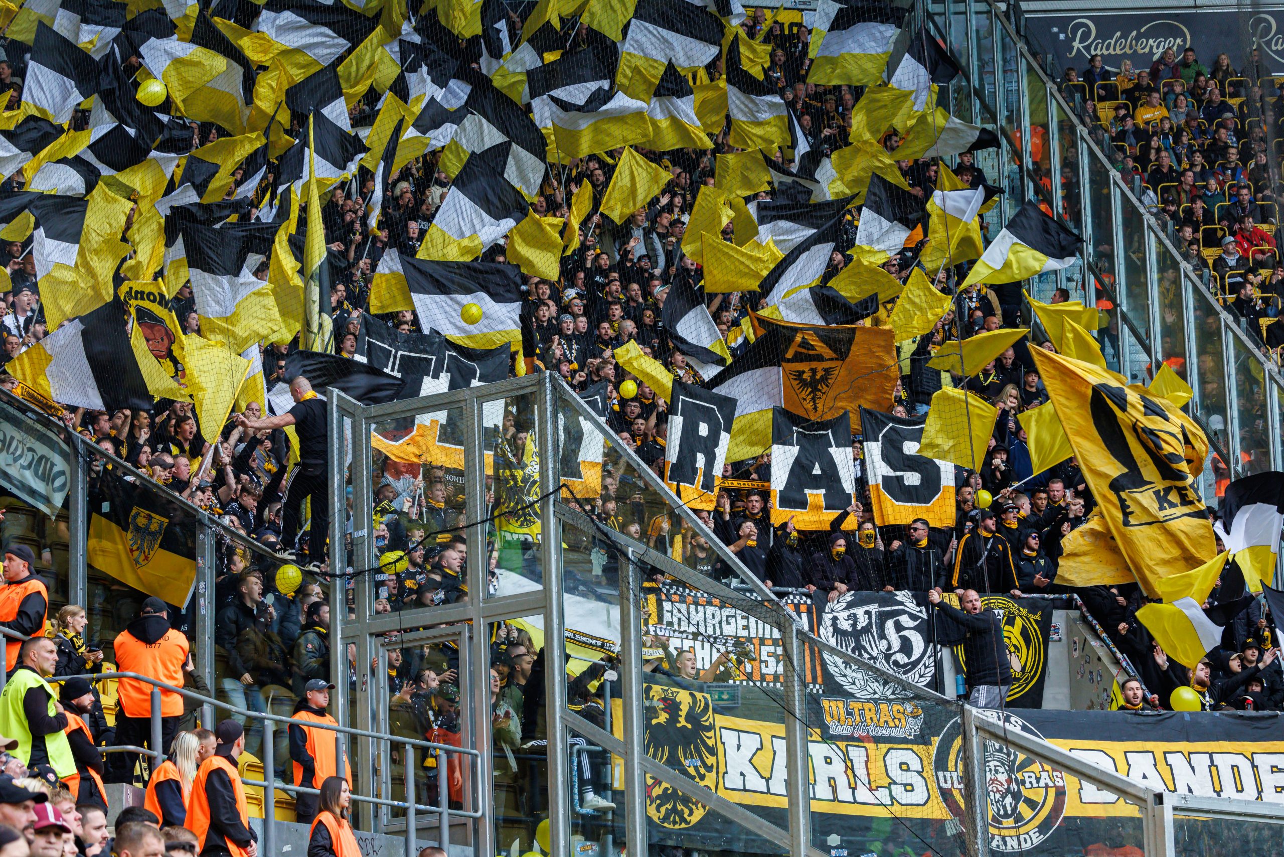 Pour un football plus juste, l’important message des ultras d’Aachen !