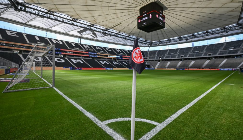 L’Eintracht Frankfurt noue un partenariat avec l’Accra Lions FC (Ghana) !