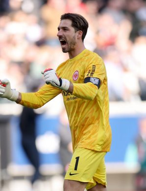 Trapp sauve l’Eintracht Frankfurt d’une défaite à Augsburg !