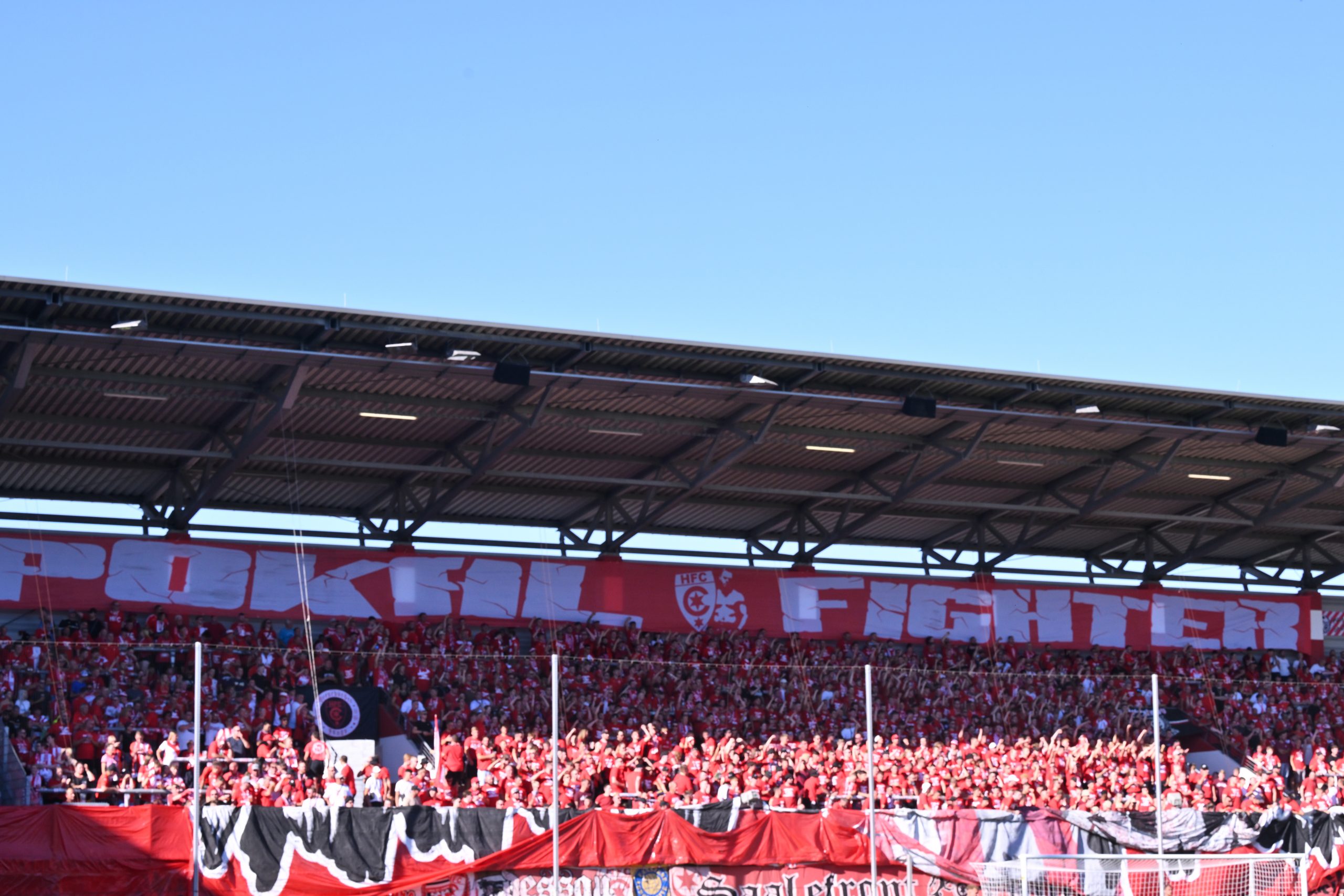 Hallescher FC : le club condamne fermement les violences de ses supporters ! Hallescher FC : le club condamne fermement les violences de ses supporters !