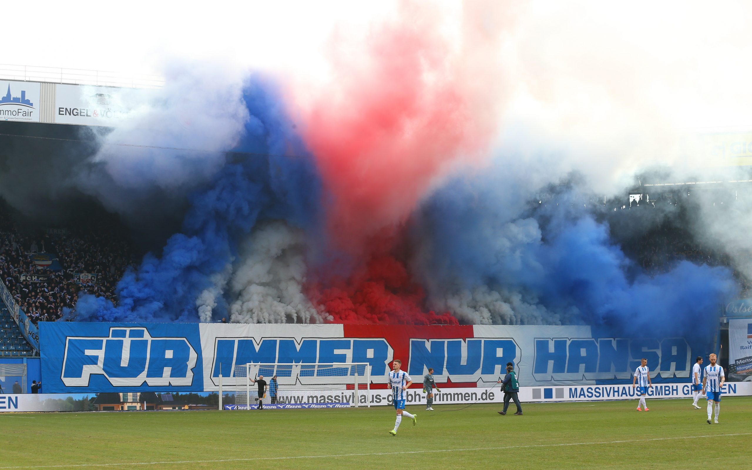 Un supporter Français a traversé l’Allemagne pour voir Hansa Rostock – Saarbrücken… et il n’a pas été déçu !