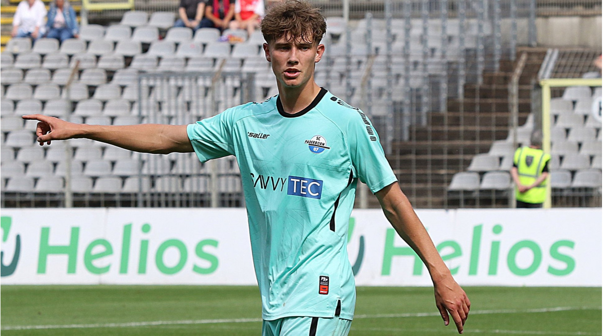 Kevin Krumme signe son premier contrat professionnel avec le SC Paderborn !