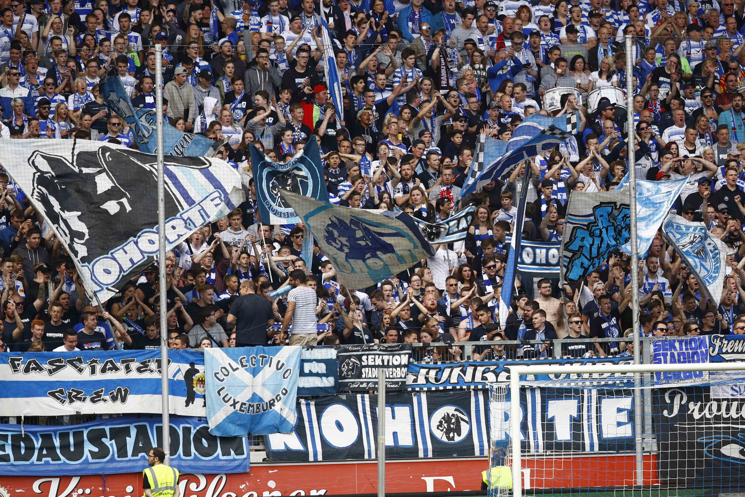 [VIDÉO] Plus de 16 000 supporters en déplacement… pour un match de D4 allemande !
