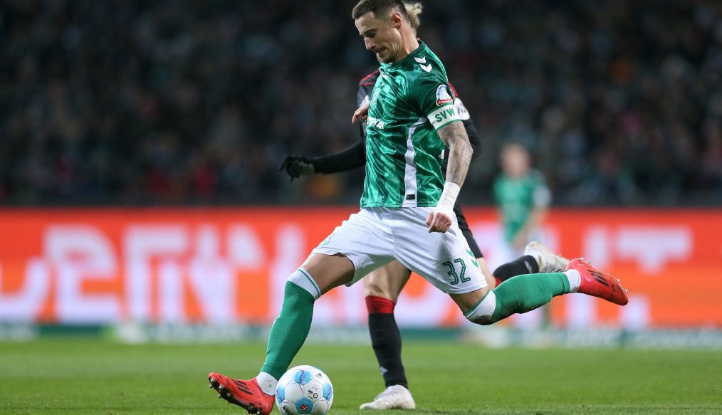 OFFICIEL : Le capitaine reste à bord, Friedl prolonge son contrat avec le Werder Bremen !