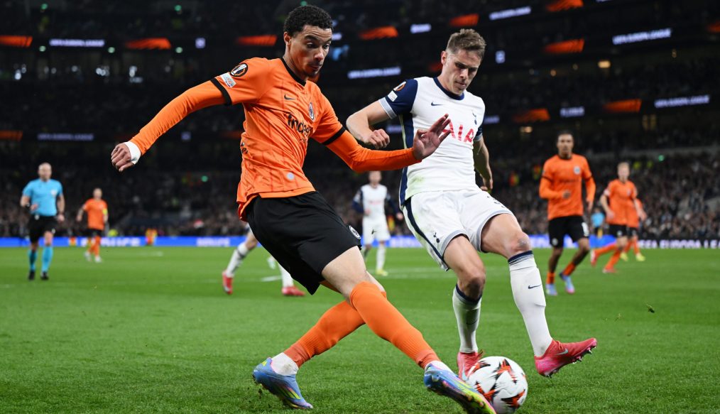 Ekitiké frappe fort, l’Eintracht accroche Tottenham !