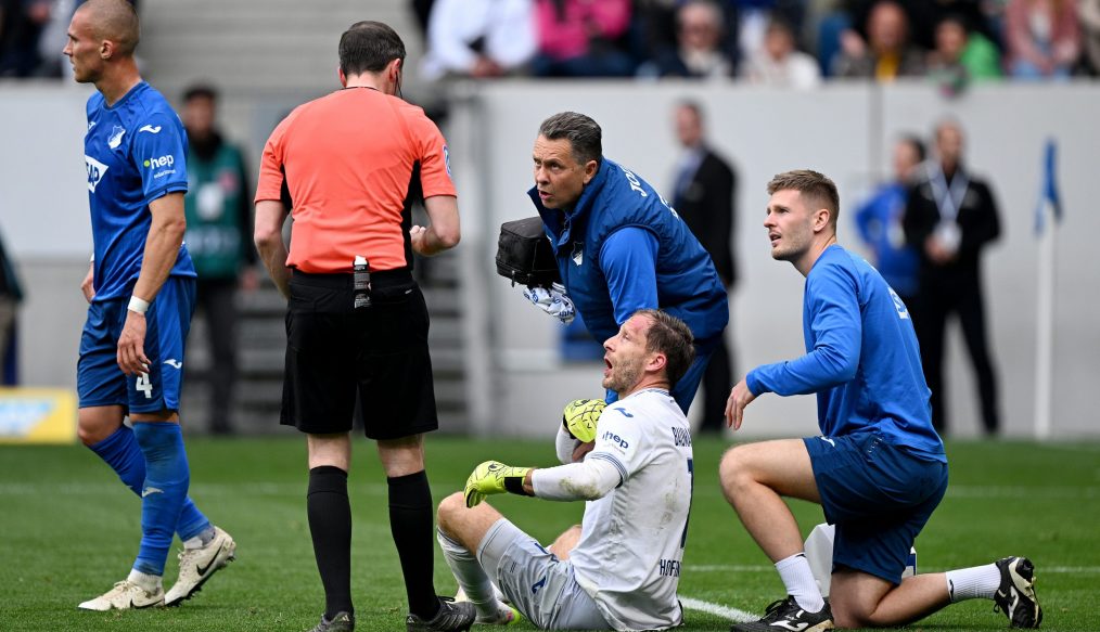 Suite à sa blessure contre le BVB, Oliver Baumann sera absent face à Mönchengladbach