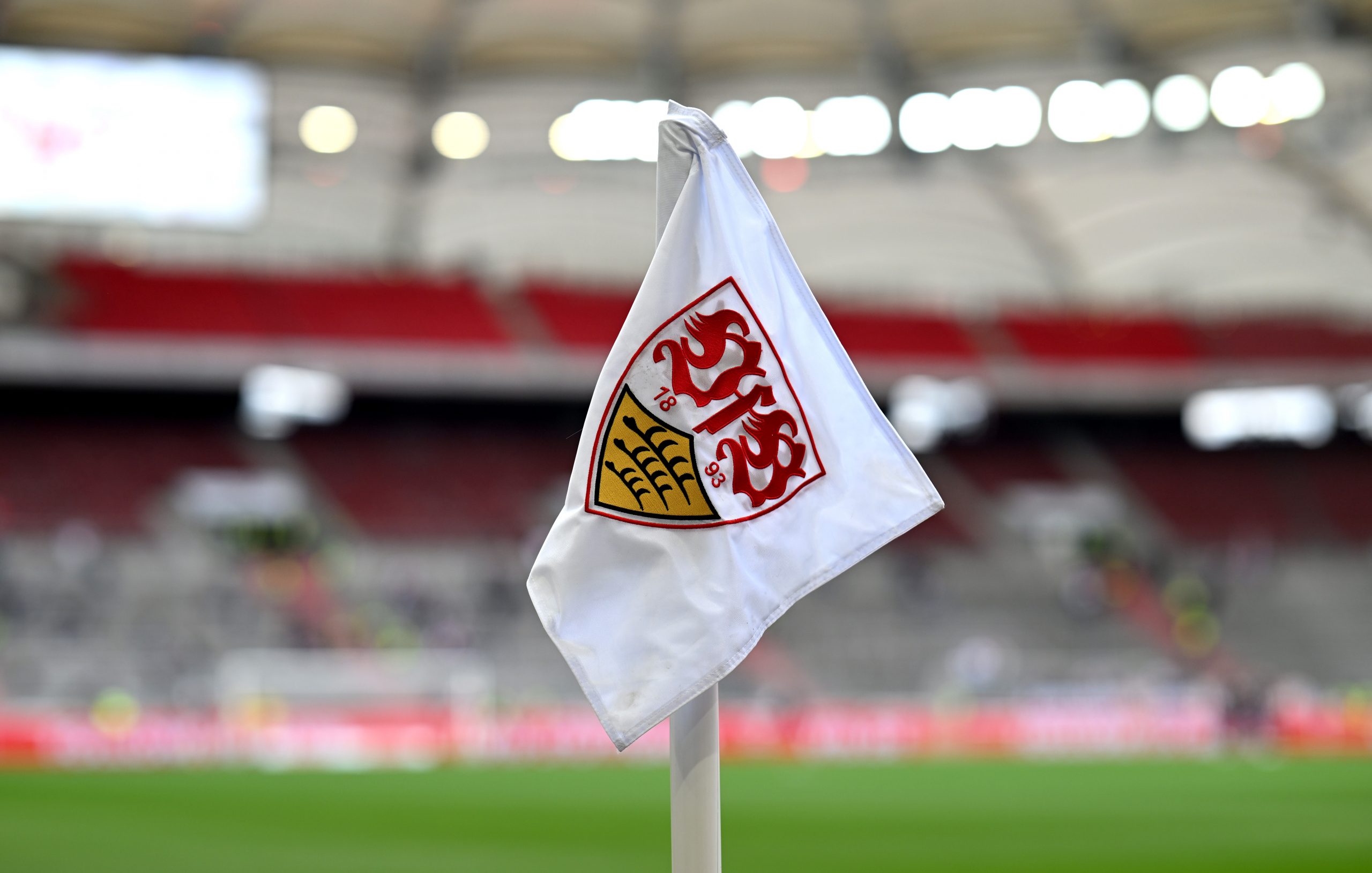Le VfB Stuttgart conteste officiellement l’expulsion de Woltemade après la défaite contre Bremen