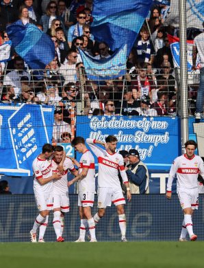 Stuttgart déroule à Bochum : triplé de Demirović, défense du VfL en lambeaux