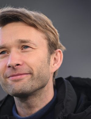 Bayer Leverkusen : Simon Rolfes, directeur sportif, fait le point sur Alonso, Wirtz et Tah !