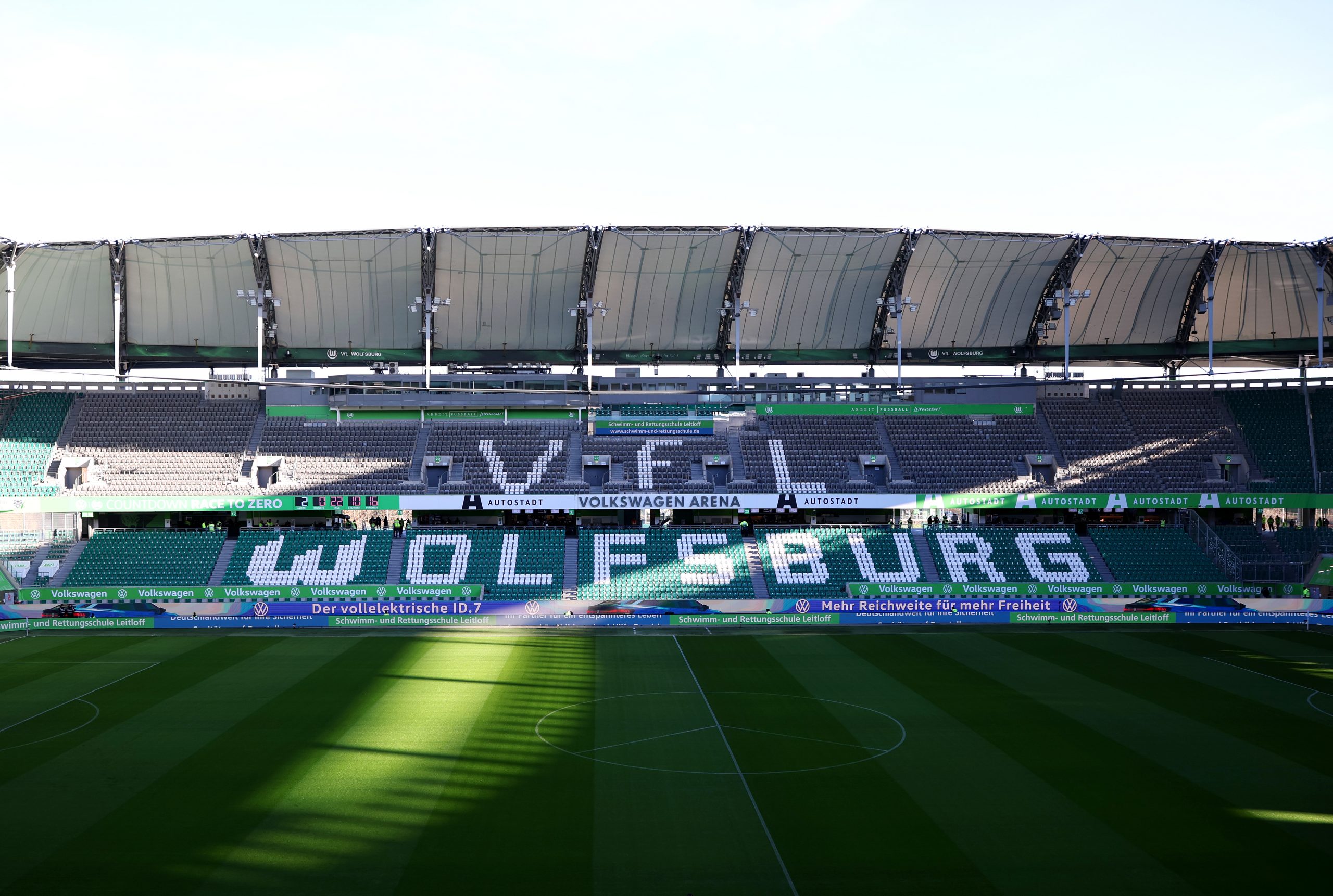 Tension à Wolfsburg : accrochage entre Amoura et Maehle à l’entraînement !