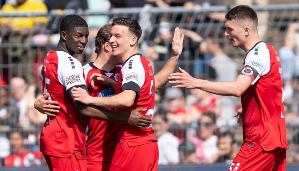 [VIDEO] Le Viktoria Köln renverse Unterhaching et s’impose avec autorité !