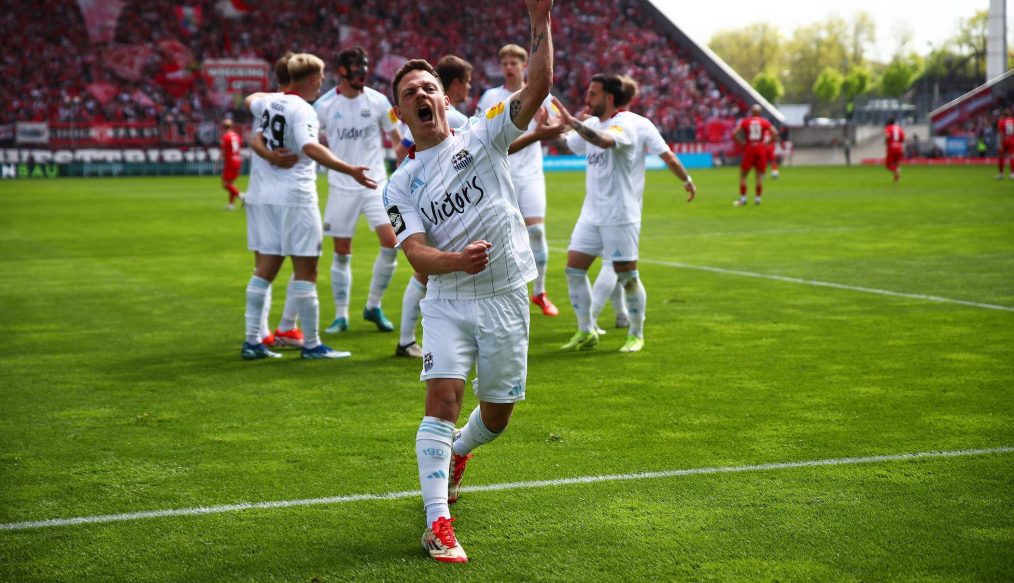 [VIDEO] Alois Schwartz réussi sa première avec le 1.FC Saarbrücken sur la pelouse du RW Essen