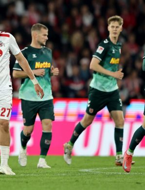 Le 1.FC Köln gâche tout, le SSV Jahn Regensburg relégué en 3.Liga