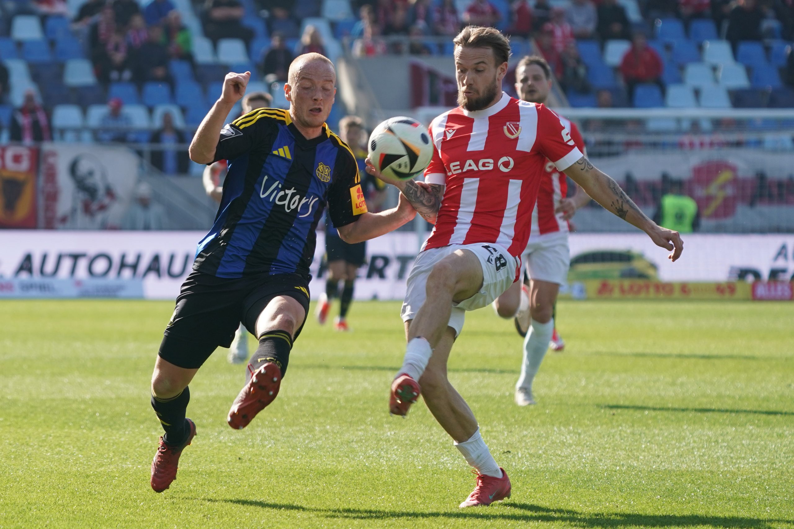 Cottbus, Saarbrücken ou Hansa Rostock : qui décrochera la 3ème place en 3.Liga ? Cottbus, Saarbrücken ou Hansa Rostock : qui décrochera la 3ème place en 3.Liga ?