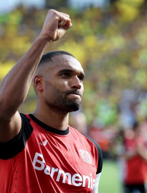 Xabi Alonso rend hommage à Jonathan Tah : « Le remplacer sera la clé »