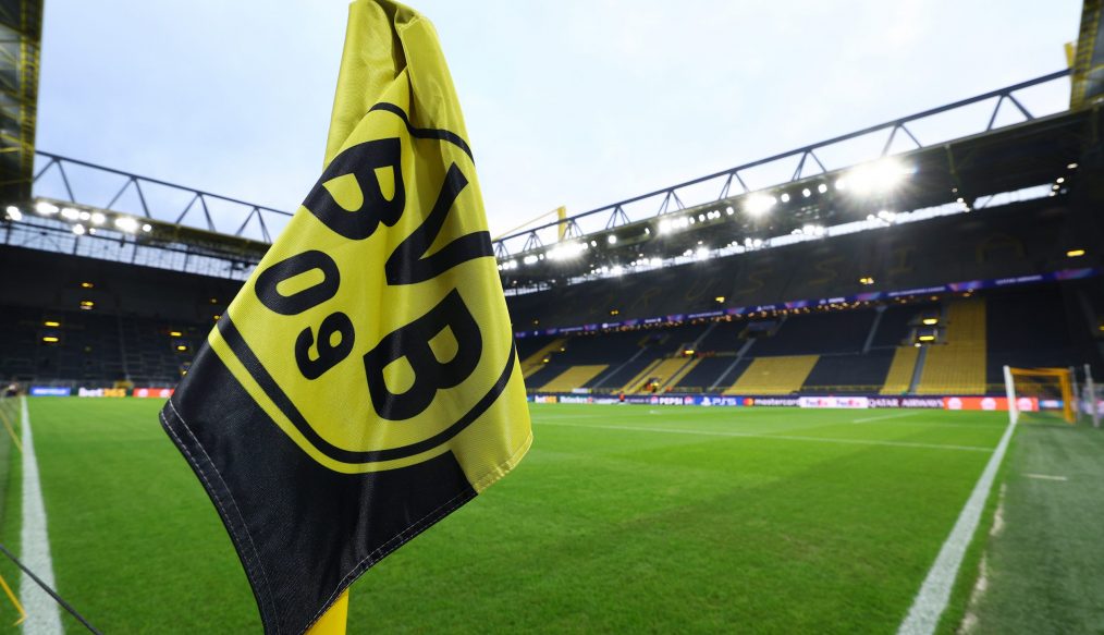 Borussia Dortmund change de sponsor maillot et exauce un vœu des fans !