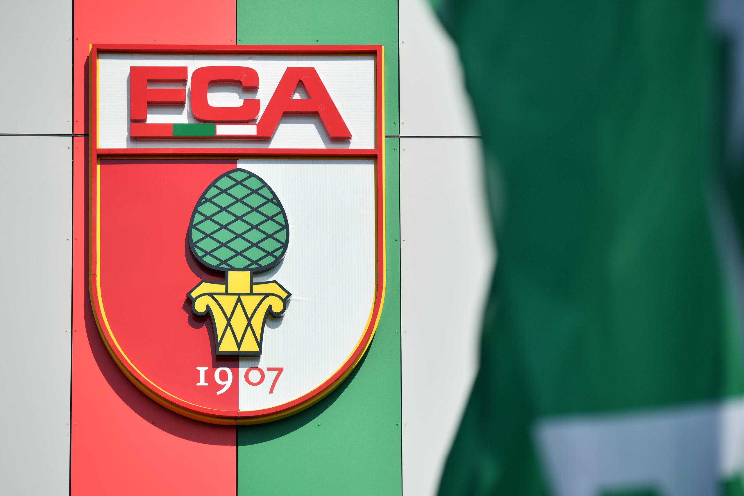 Fin de cycle à Augsburg : Oxford, Onyeka, Framberger et Jensen quittent le club