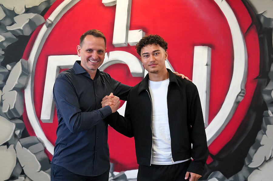OFFICIEL : Justin von der Hitz rejoint le 1.FC Nürnberg, une pépite pour le couloir droit !