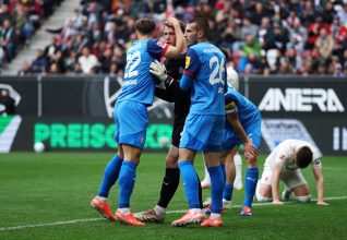 Augsburg s’incline, Kiel relance sa lutte pour le maintien