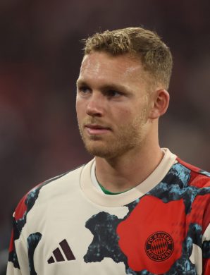 Burnley s’intéresse à Daniel Peretz : le Bayern s’apprête à perdre son gardien