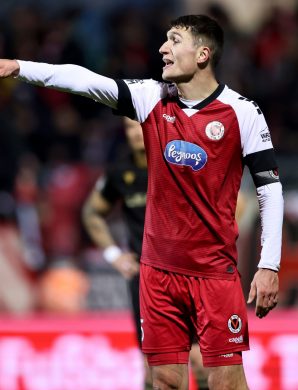 Le Viktoria Köln prolonge son capitaine Christoph Greger : « Un leader exceptionnel »