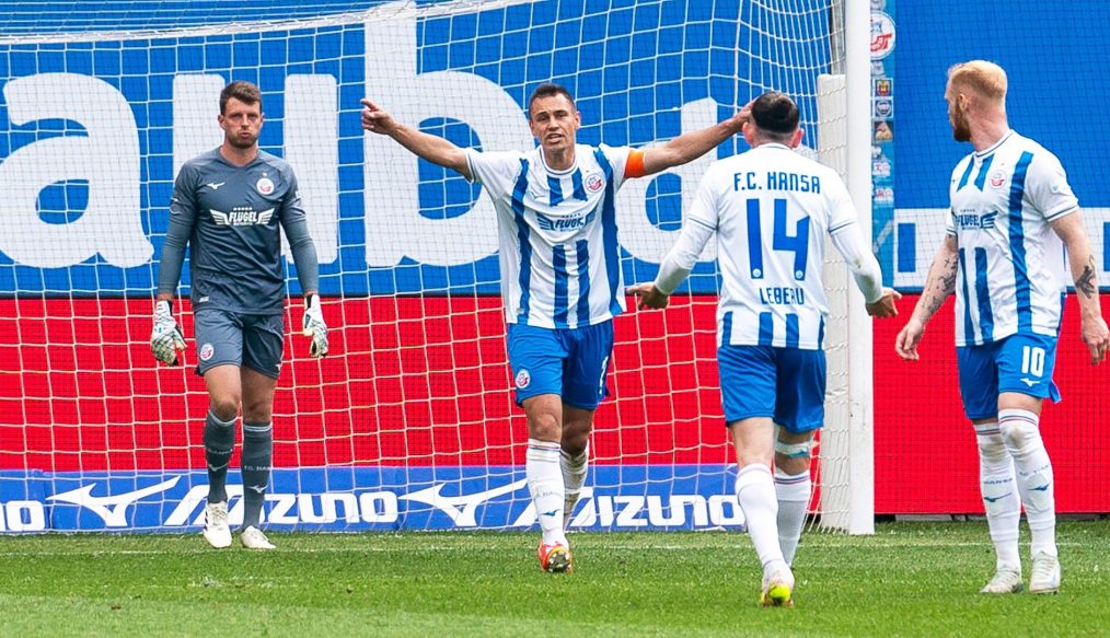 Cottbus s’impose à Rostock et retrouve le podium