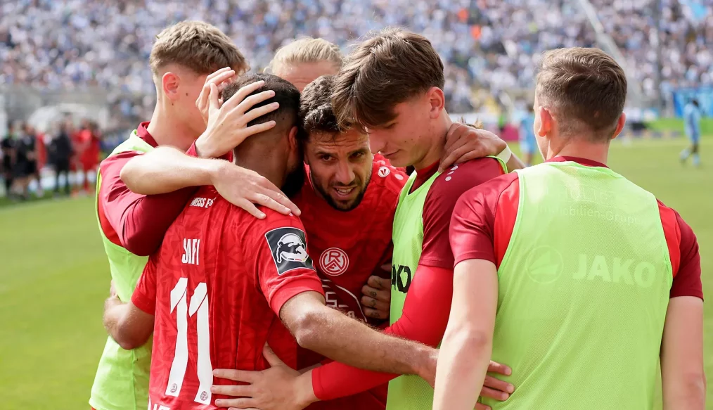 [VIDEO] Le Rot-Weiss Essen assure son maintien grâce à une victoire sur le TSV 1860 München !