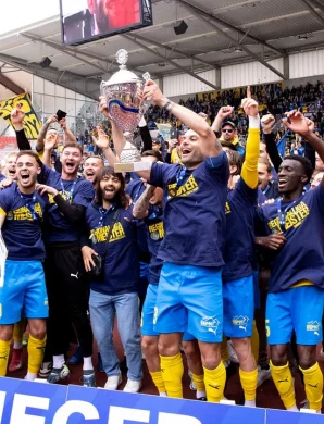 Le Lokomotive Leipzig sacré champion : un collectif animé par le rêve de montée !