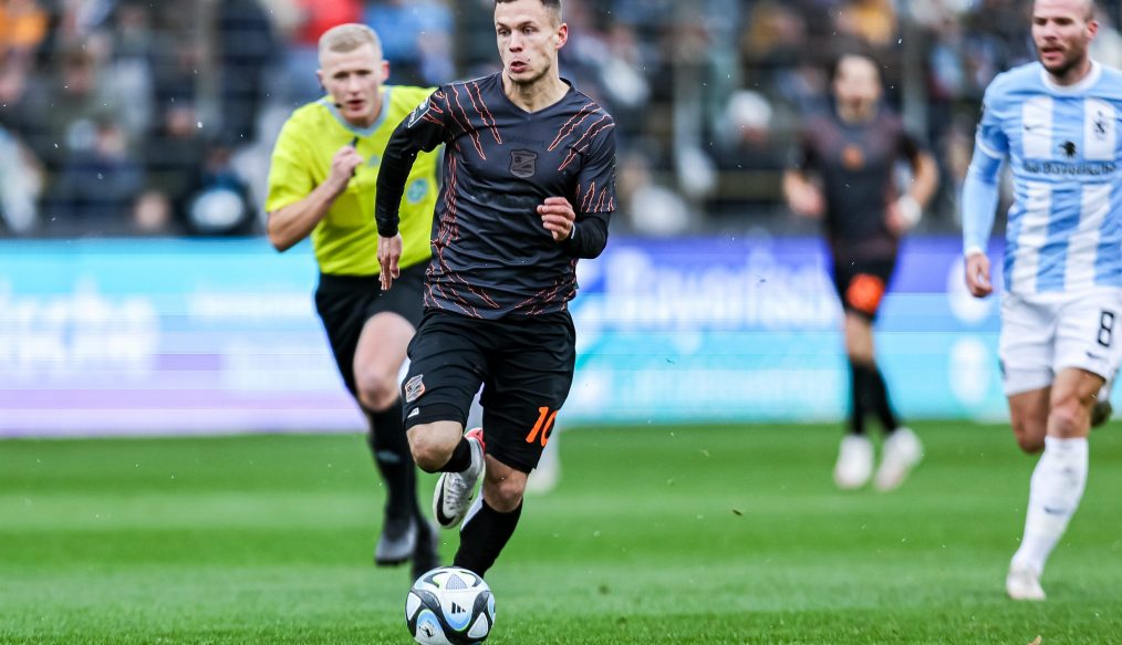 Après 14 années, Sebastian Maier tire sa révérence : fin de carrière pour le vice-capitaine d’Unterhaching